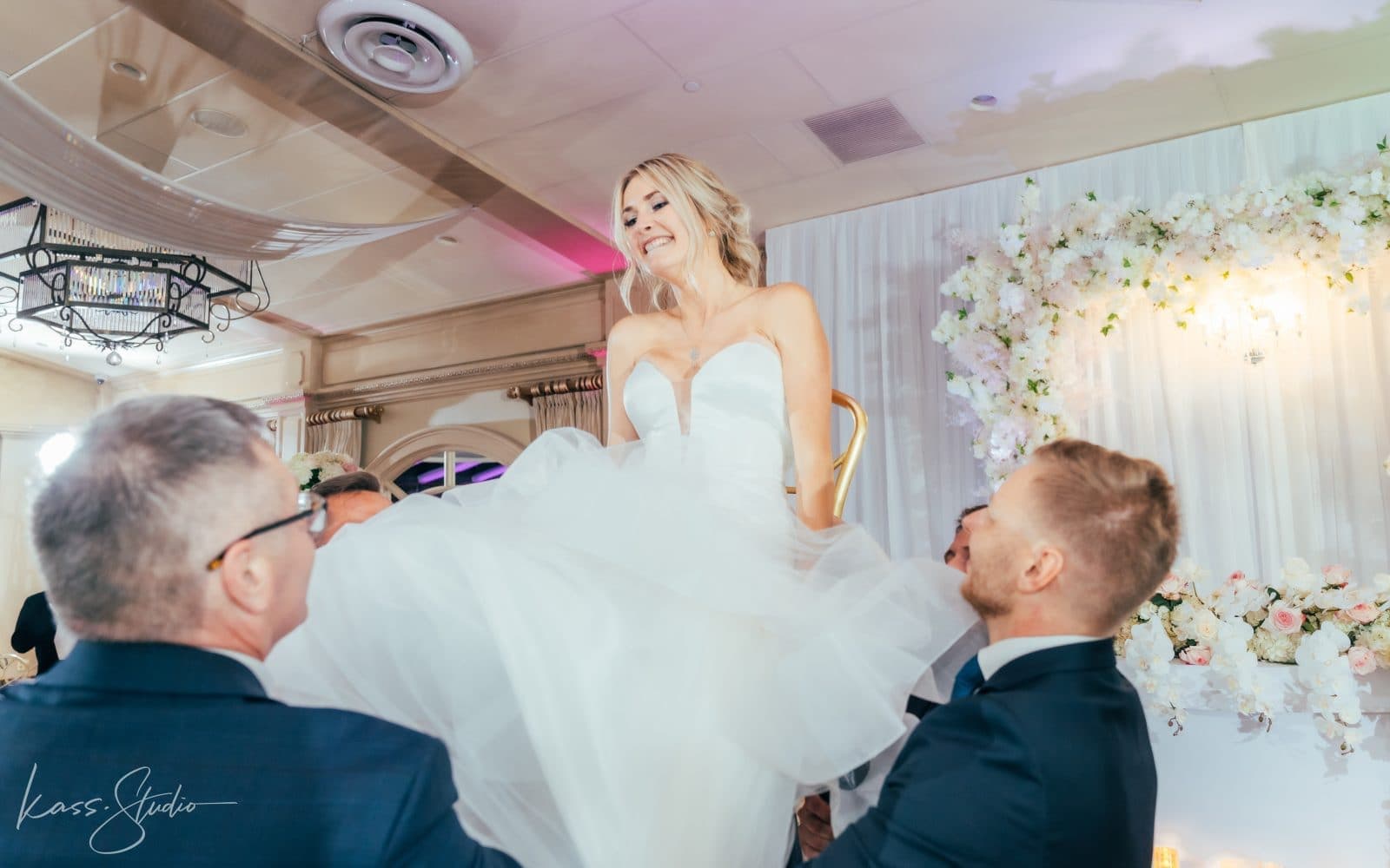 Anna + Lenny | Wedding — photo 43