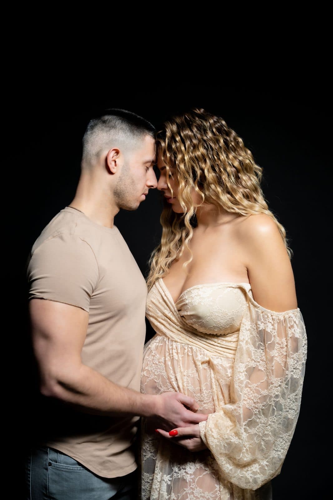 Ariana C. | Maternity — photo 13