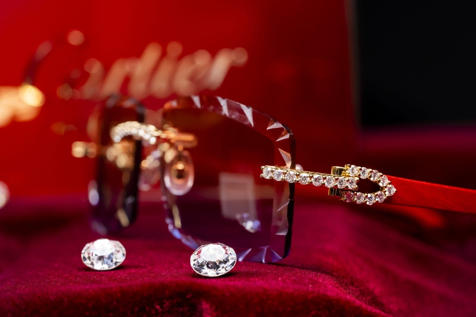 Cartier | Diamond Eyewear — photo 2