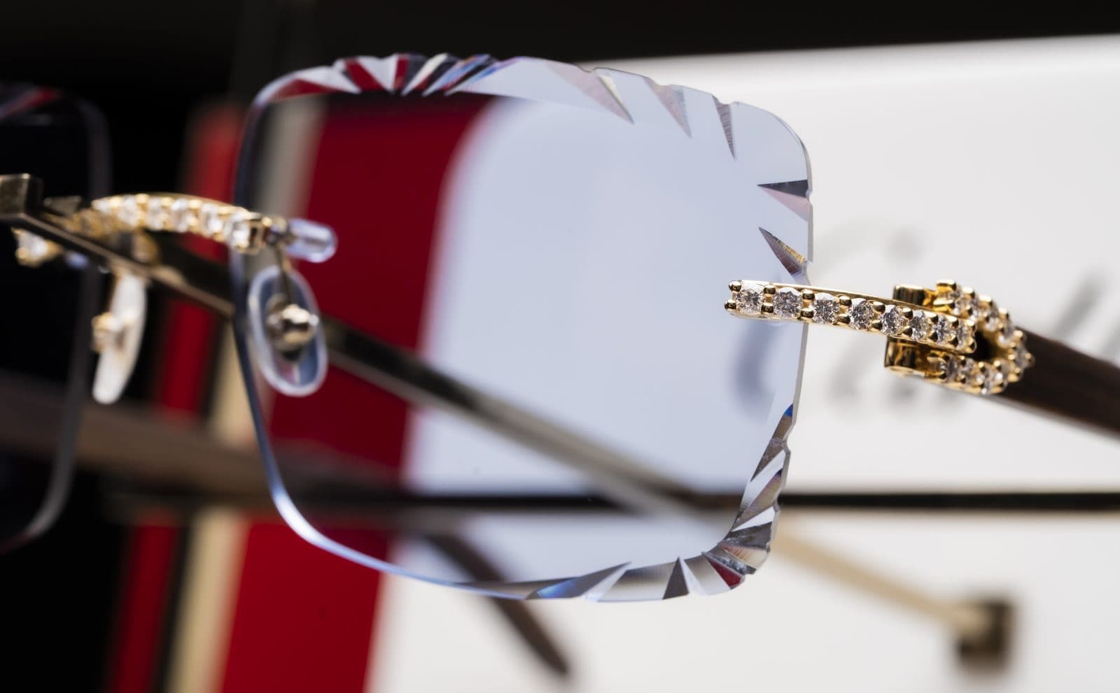Cartier | Diamond Eyewear — photo 17