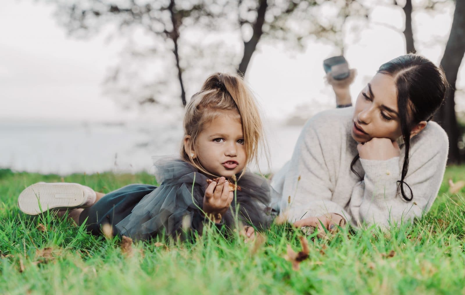 Karina & Chloé | Mother-Daughter — photo 23