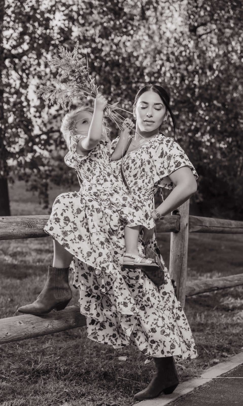 Karina & Chloé | Mother-Daughter — photo 34