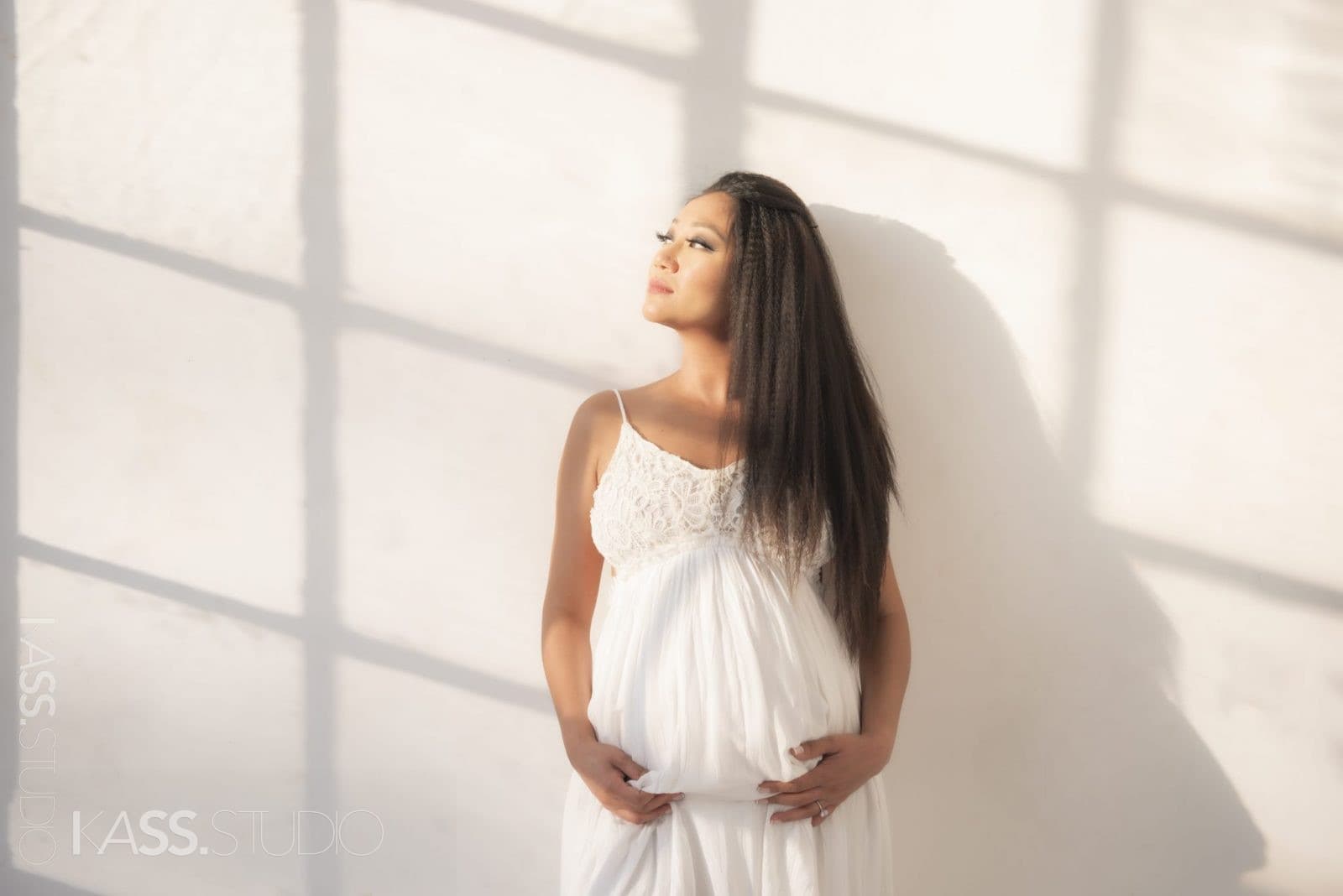 Karina’s Maternity | Studio Session — photo 10