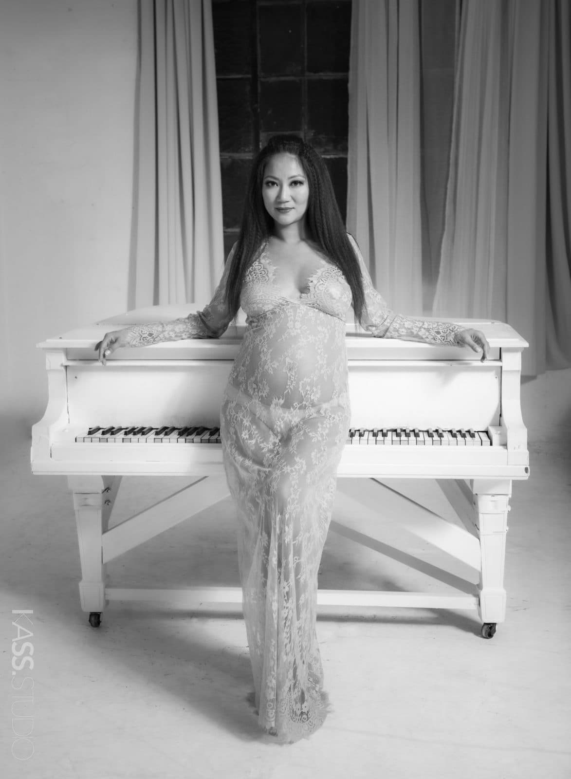 Karina’s Maternity | Studio Session — photo 26