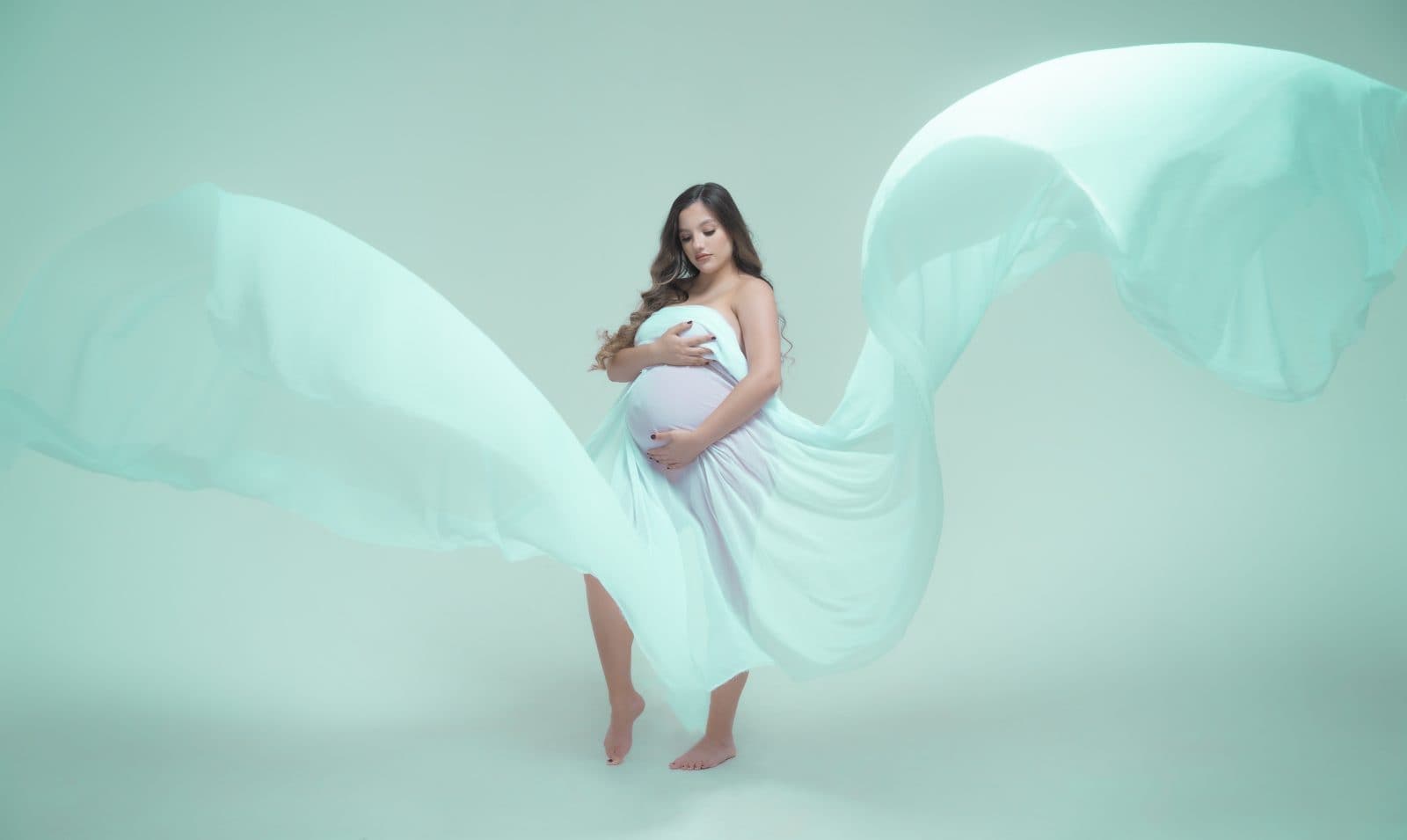 Mishel Kay | Maternity in Chiaroscuro — photo 4
