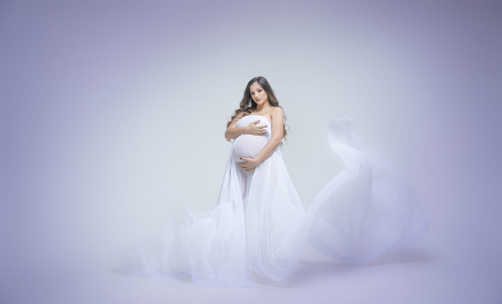 Mishel Kay | Maternity in Chiaroscuro — photo 6