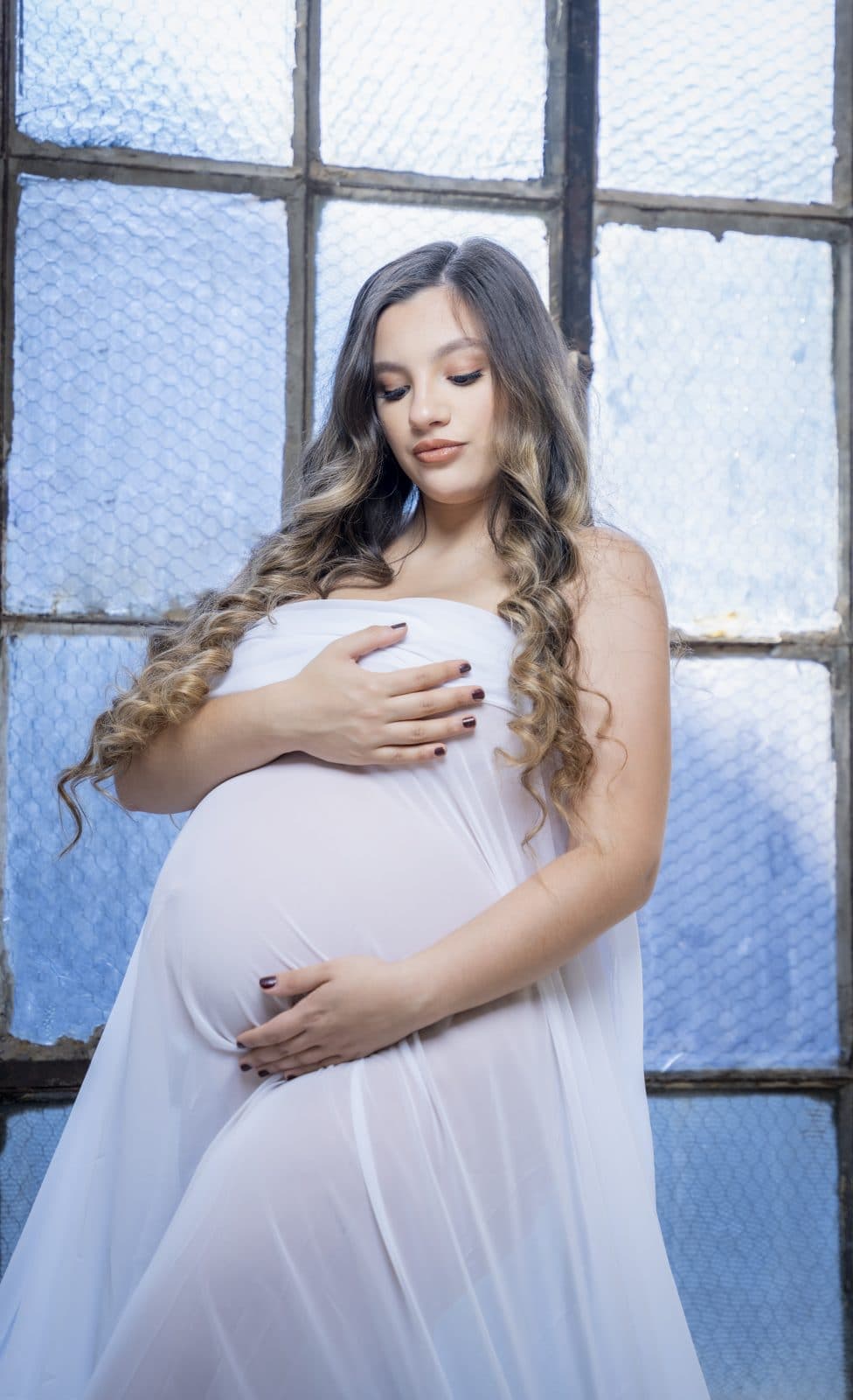 Mishel Kay | Maternity in Chiaroscuro — photo 7