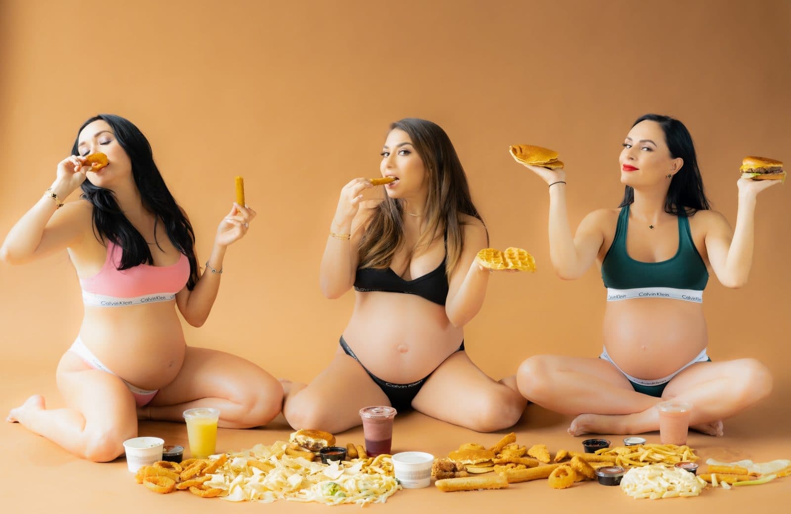 Trio Maternity | Friends — photo 10